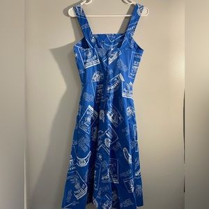 THE SPANISH MAIN Vintage 1960s Spanish Shift Dress